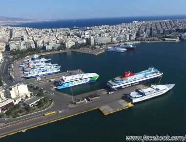 «Παραλύει» αύριο ο Πειραιάς - Απεργία των διακινητών εμπορευματοκιβωτίων